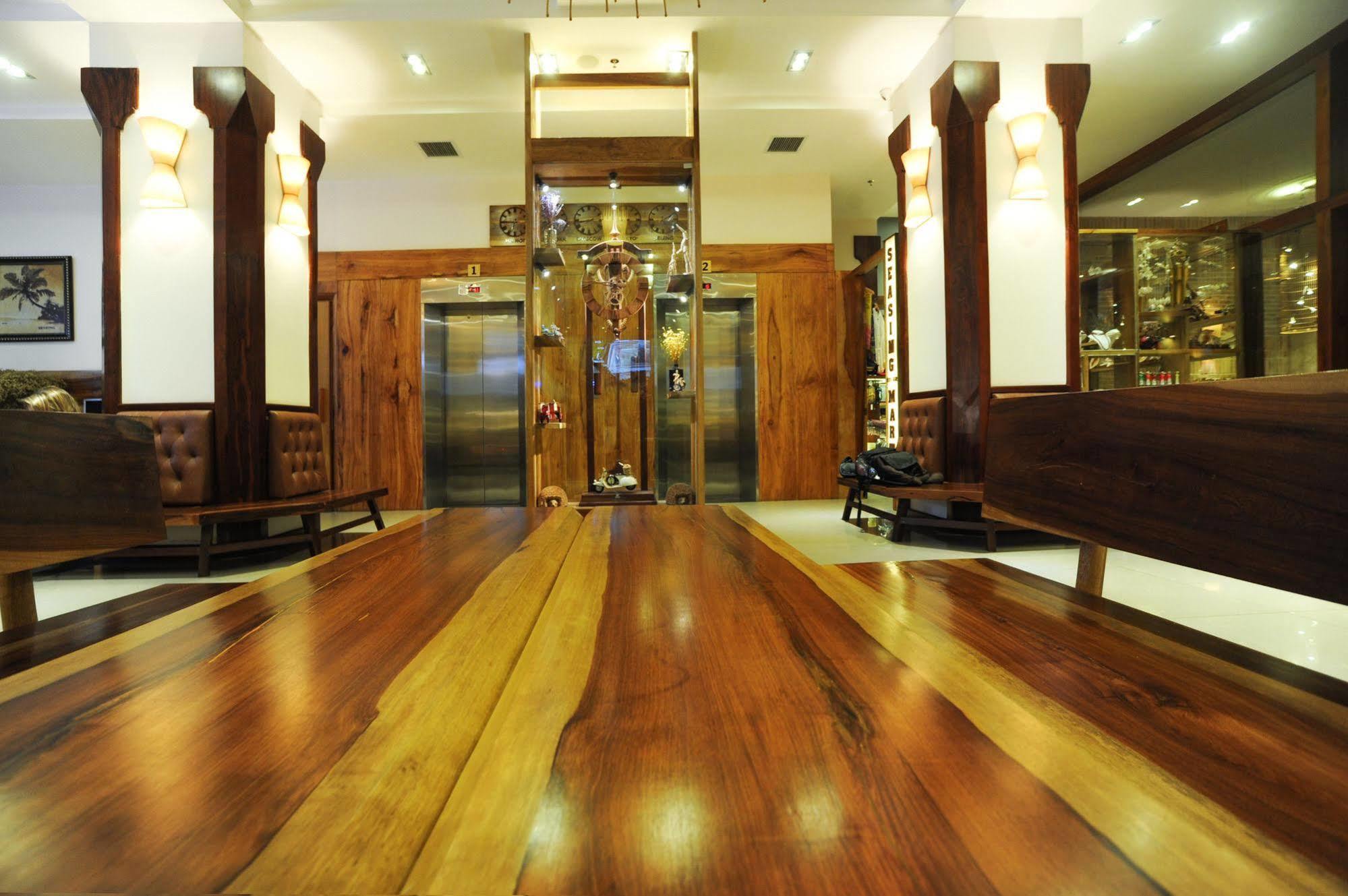 Seasing Boutique Hotel Nha Trang Exterior photo