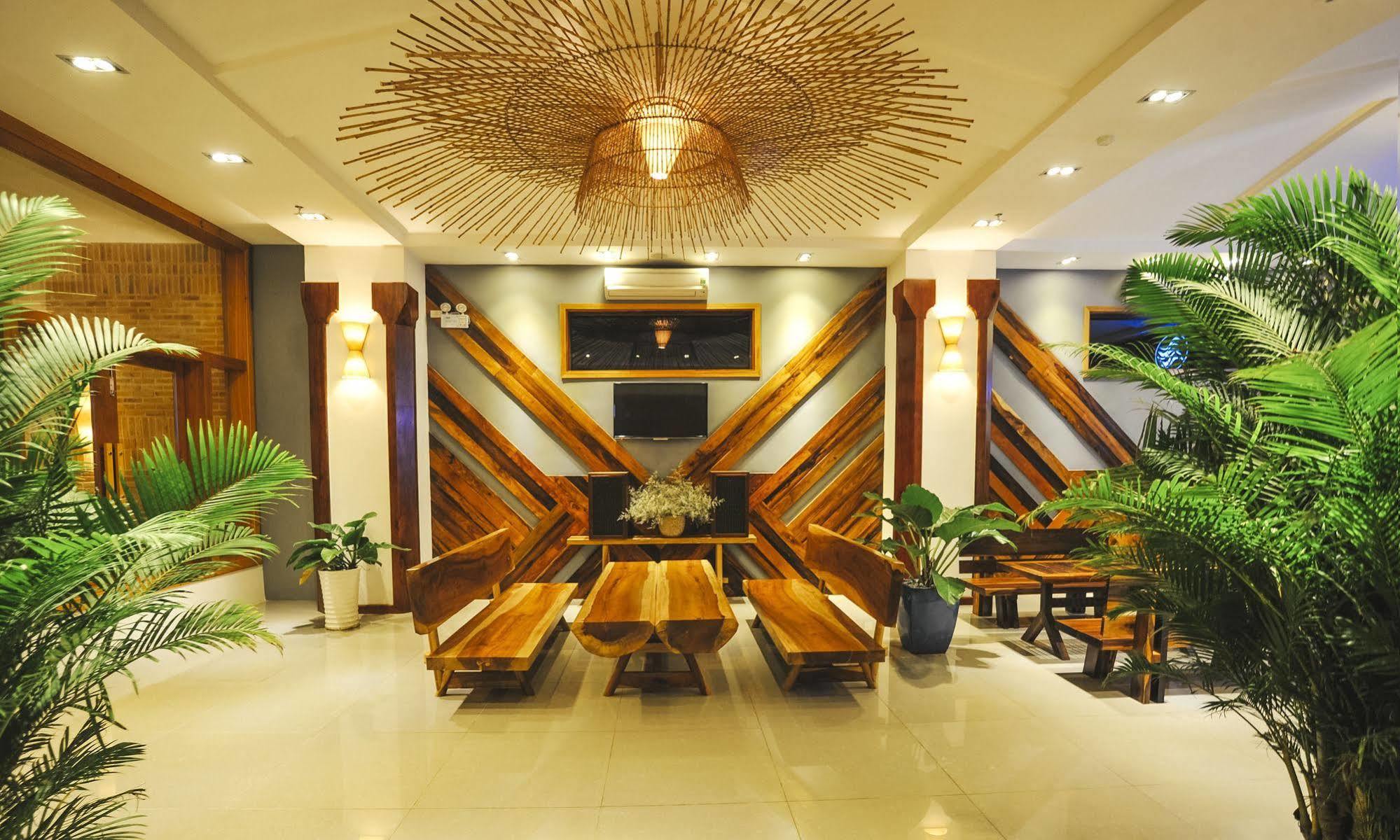 Seasing Boutique Hotel Nha Trang Exterior photo
